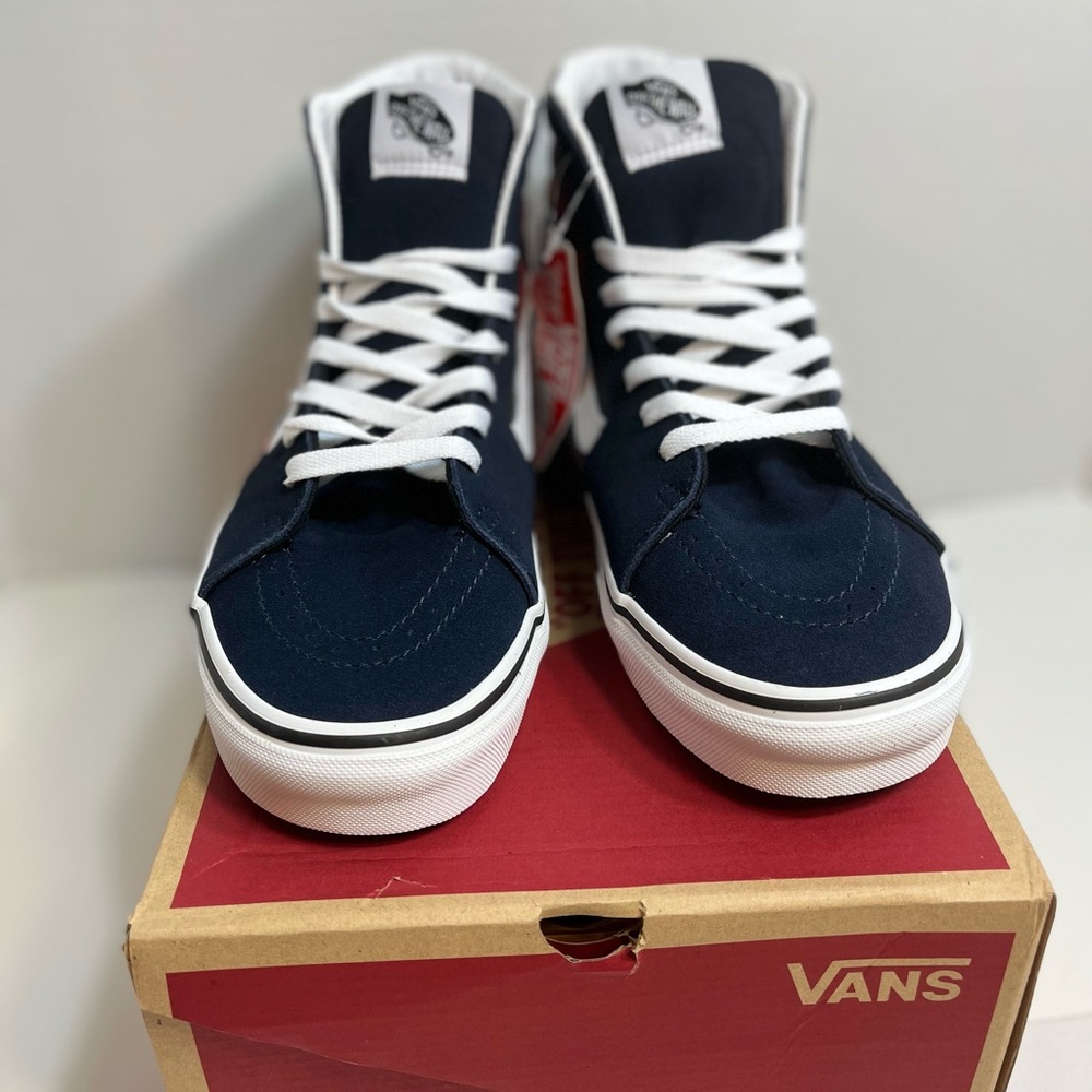 Van’s SK8 HI ‘Dark Aura’ - Picture 3 of 11